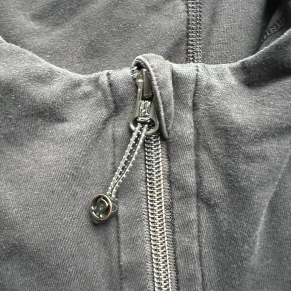 Lululemon Scuba Hoodie III Stretch French Terry Black Size 6 - Picture 4 of 5